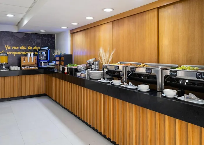 Hotel Mx Forum Buenavista Cdmx, Trademark By Wyndham